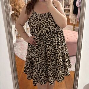 Chic Leopard Print Tiered Dress